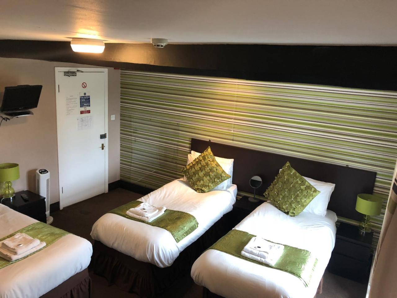 White Lion Hotel Pont Yates Eksteriør billede